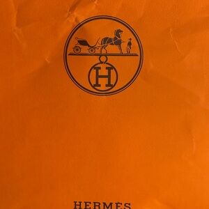 Hermès Signature Orange Packaging